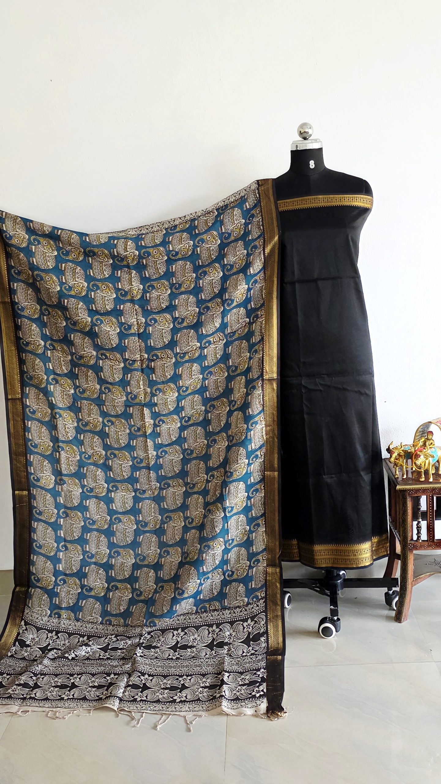 Mangalagiri silk top with chennuri kalamkari dupatta-AL7