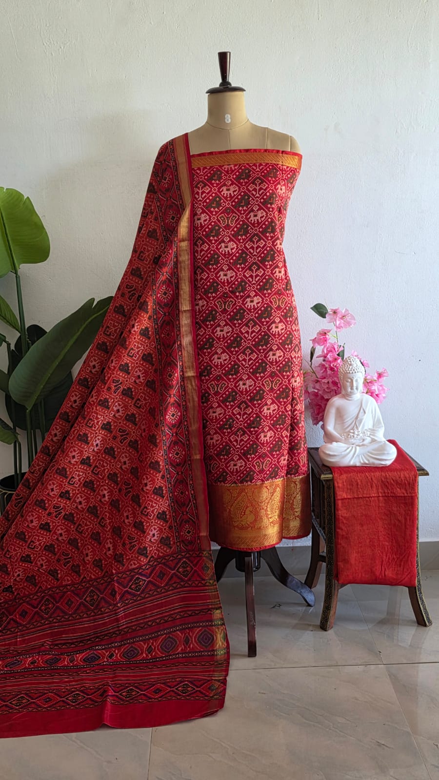 Semi patola silk with Kanchi border-BM5
