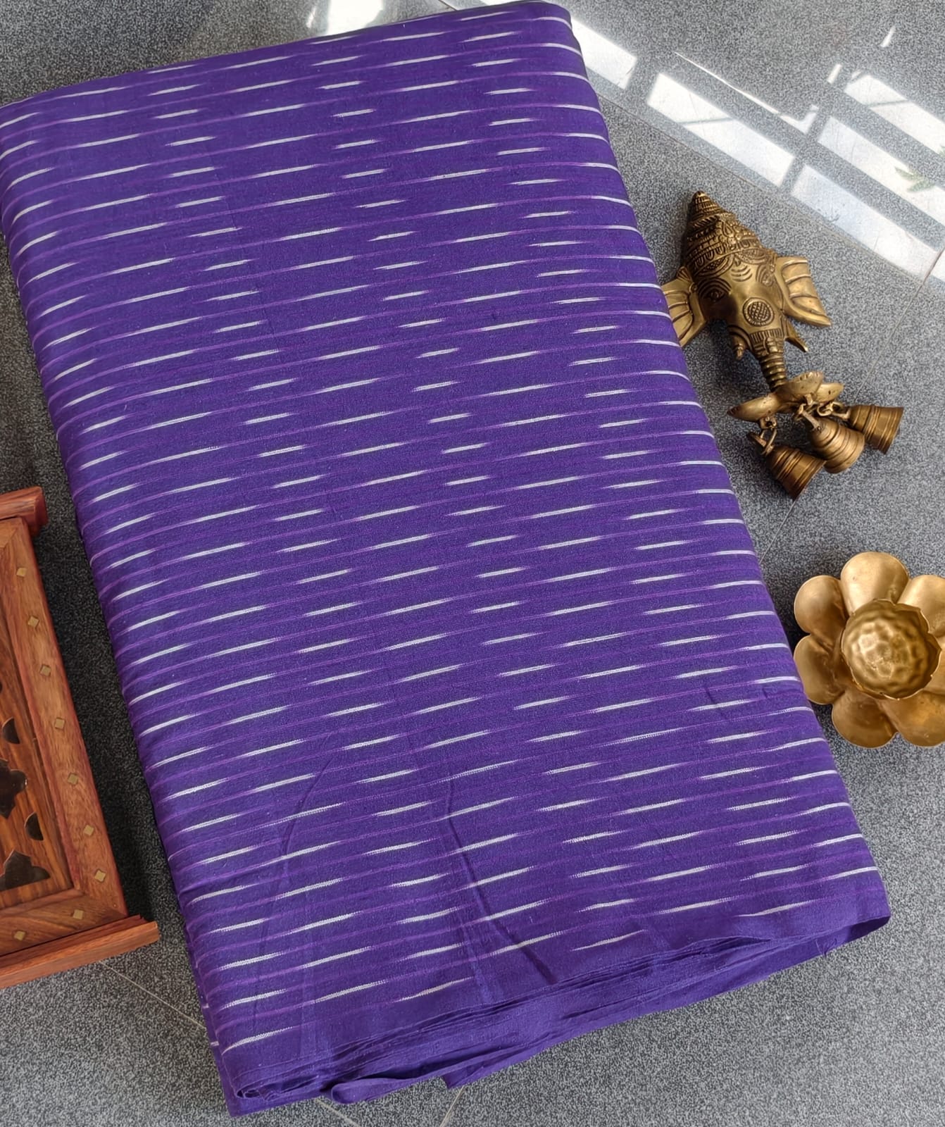 Ikkat cotton running material(1m)-EL10