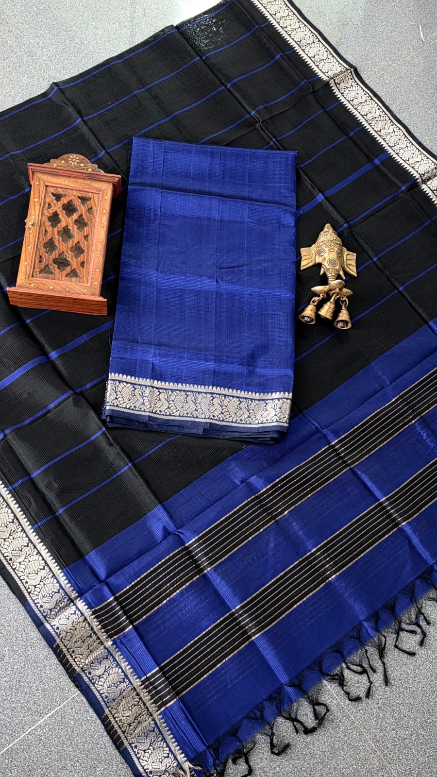 Handloom Mangalagiri pattu salwar(Navy blue)-UJ1