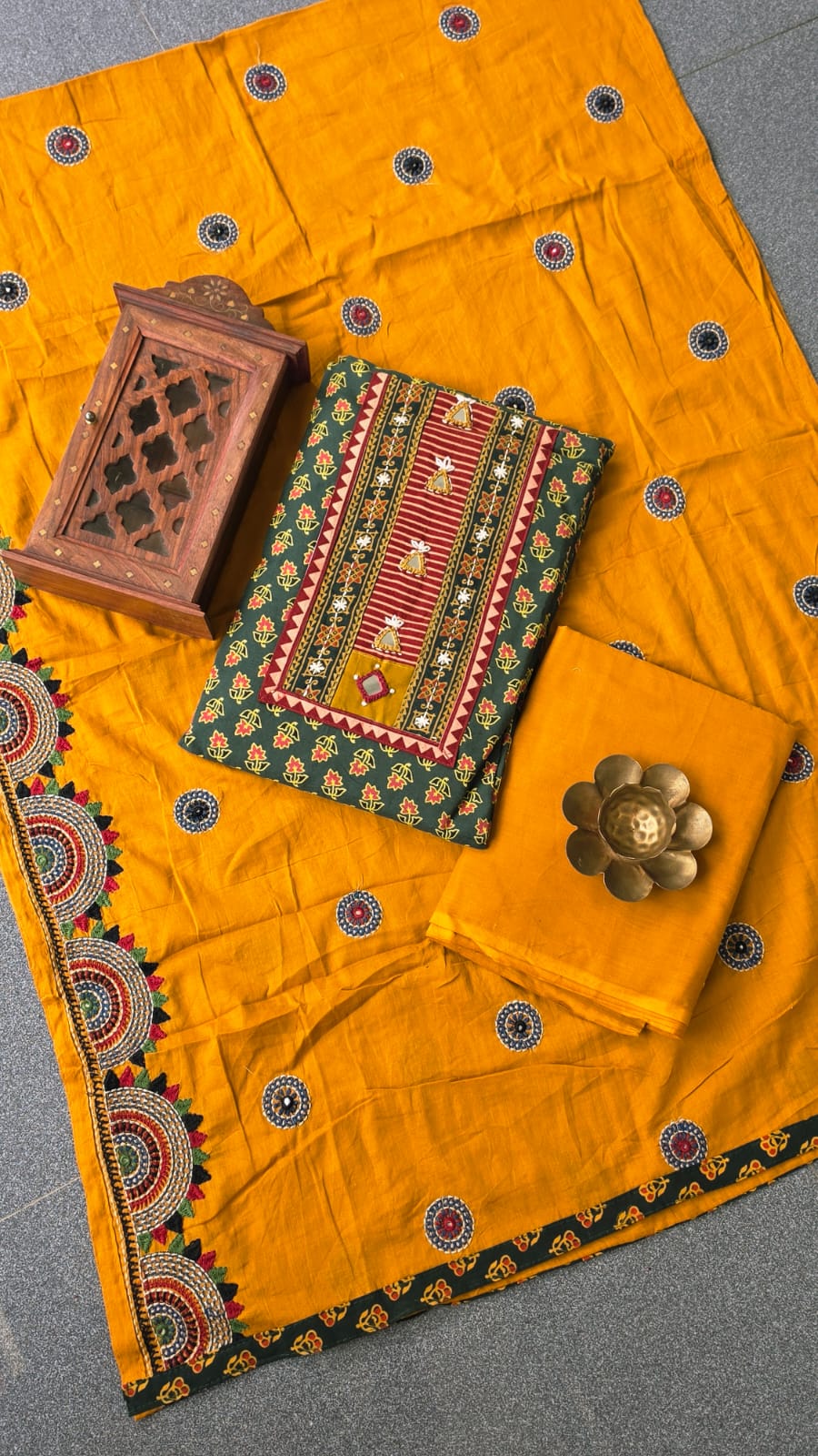 Ahir Embroidery cotton salwar set-FG11